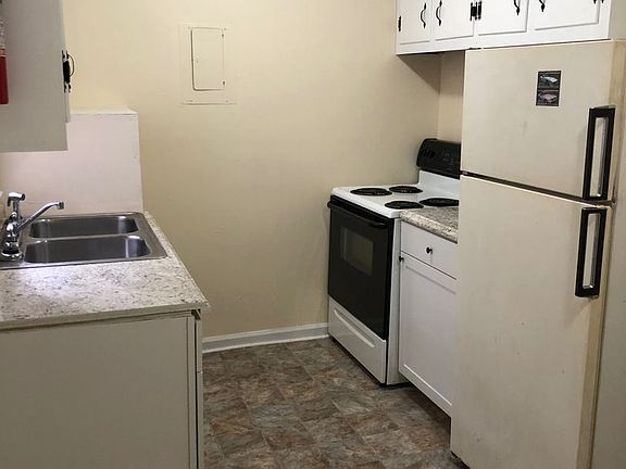4th image of 112 Hadley Dr APT A