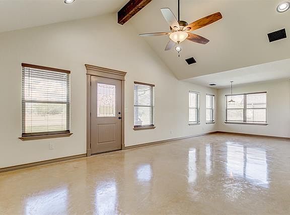 5th image of 2413 Creek Dr
