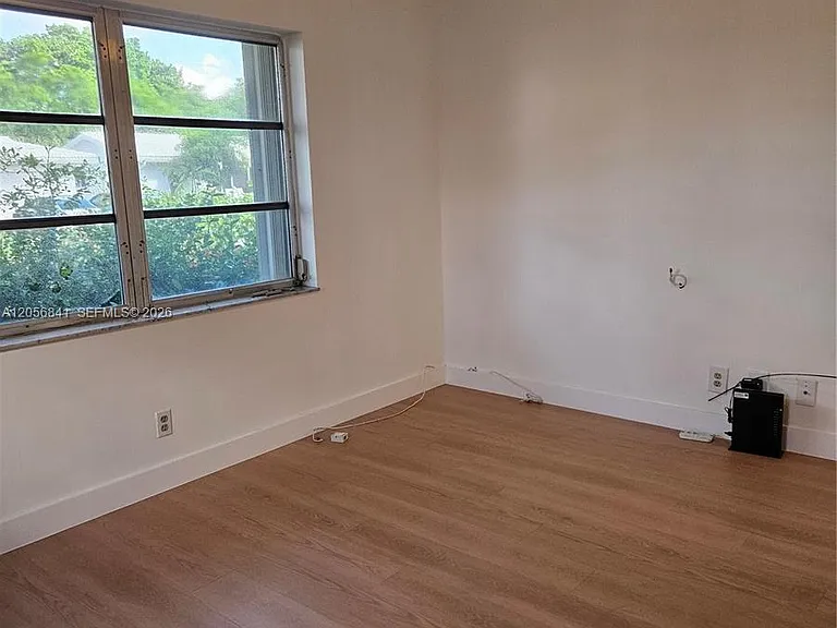 1400 NW 90th Way — Photo 11