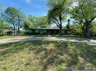 603 Bensdale Rd, Pleasanton, TX 78064