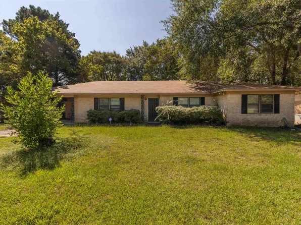 2114 Martin Luther King Blvd, Palestine, TX 75803