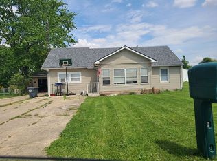 200 N Northwood Dr, Parker City, IN 47368
