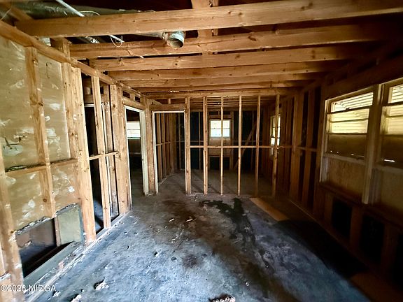 3rd image of 5728 Satterfield Dr