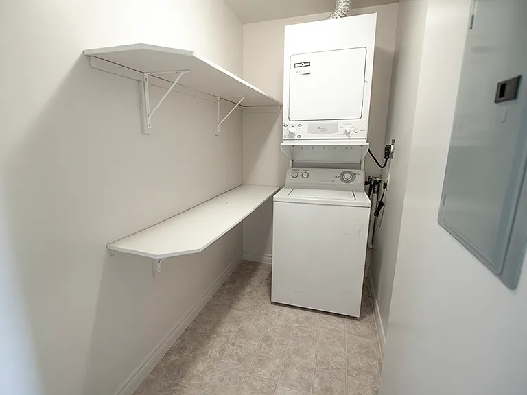 80 Capulet Ln — Photo 12