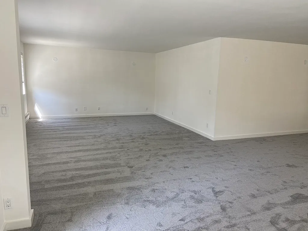 Princess Apartments — Photo 3