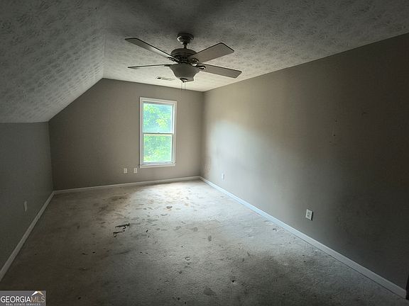 4th image of 8350 Rock Eagle Rd
