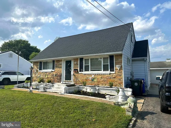 62 Hinkle Dr, Bordentown, NJ 08505