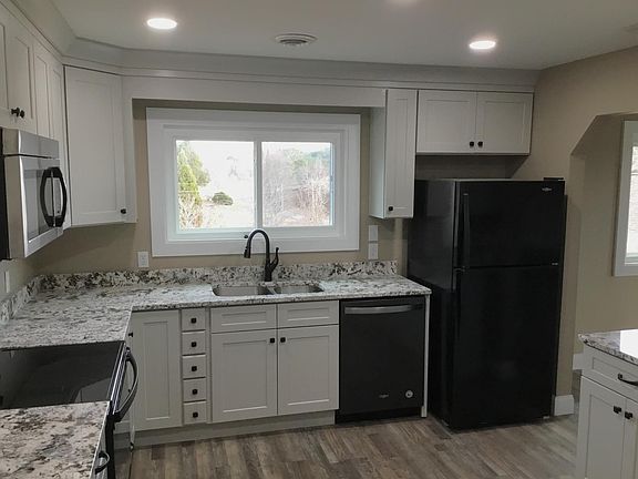 Brand new kitchen, new appliances, new windows, new flooring, new lighting