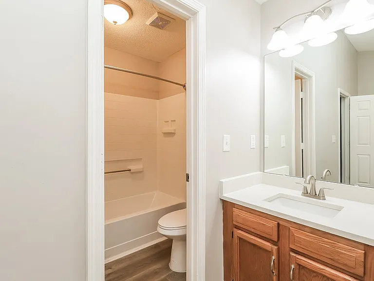 3204 Summercroft Ln — Photo 15