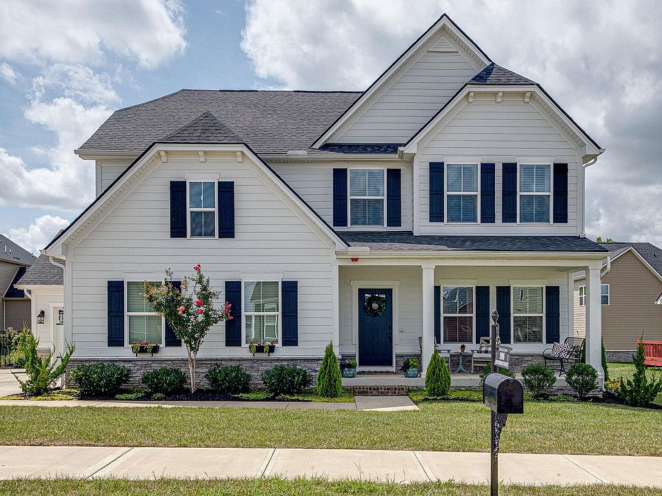 1st image of 3006 Ledgebrook Dr
