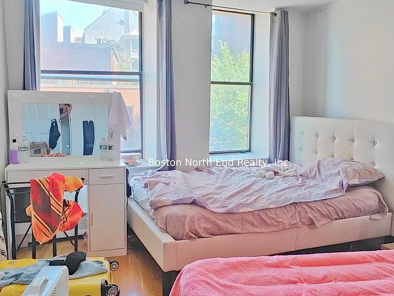 190 North St #5 — Photo 14