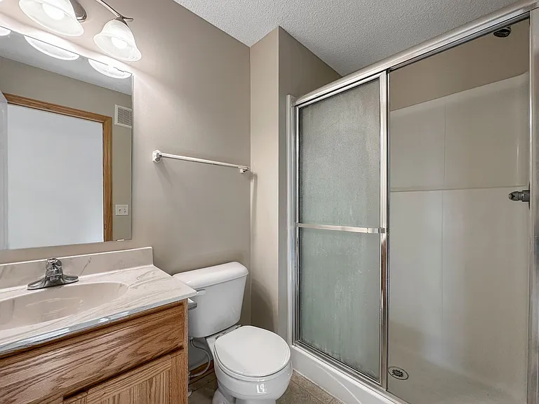 16421 Elm Creek Ln — Photo 8