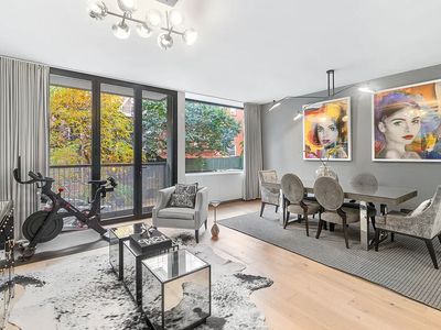 277 E 7th St APT 2, New York, NY, 10009