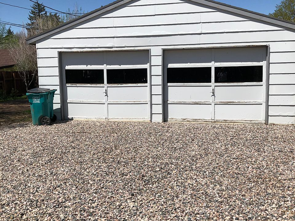 2 car detached garage