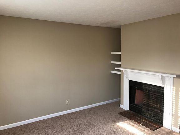 4th image of 3117 Creekwood Dr