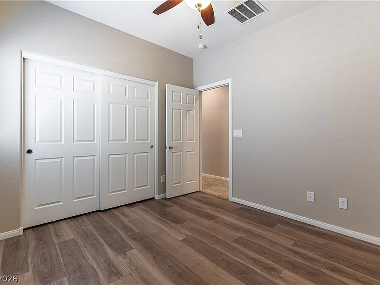 205 Dela Cruz Ave — Photo 17