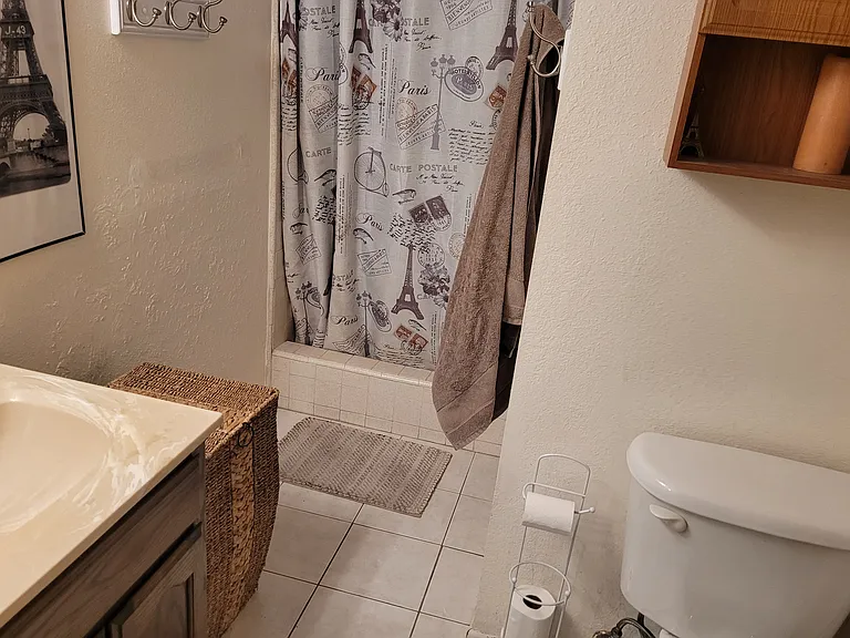 1227 Oak Grove Dr #1 — Photo 12