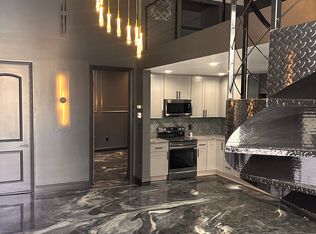 215 Eureka St #C, Bakersfield, CA 93305