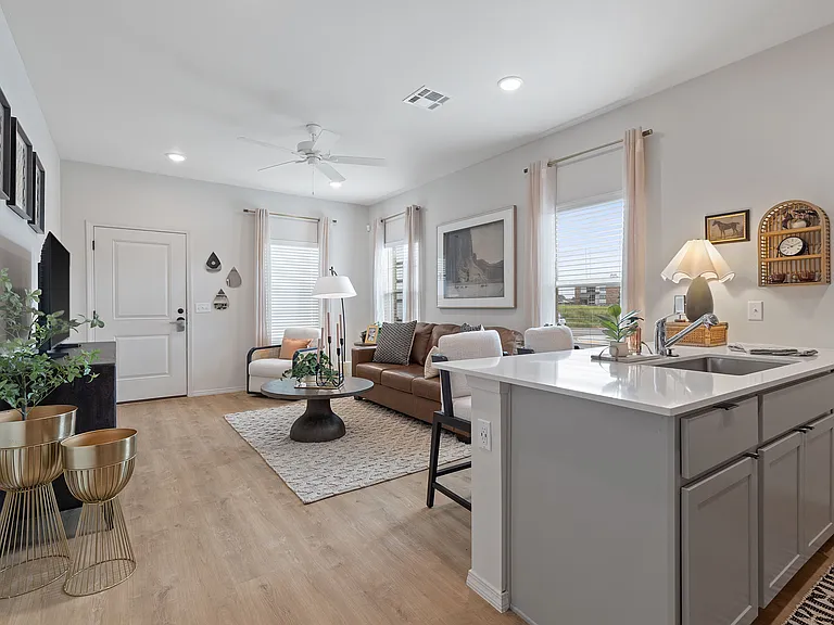 Summit Villas — Photo 10
