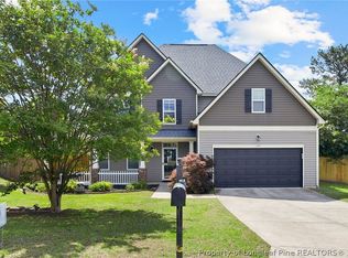 645 Highgrove Dr, Spring Lake, NC 28390