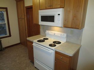 200 Mill St #3, Jordan, MN 55352