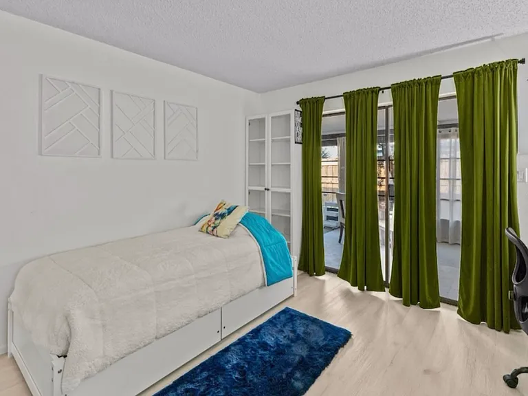 2240 Pinewood Villas Dr — Photo 11