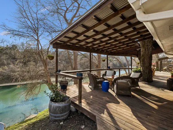 1520 Rocky River Road, Canyon Lake, TX 78133-4112