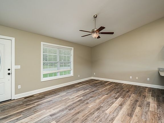 4th image of 3705 Poundstone Dr