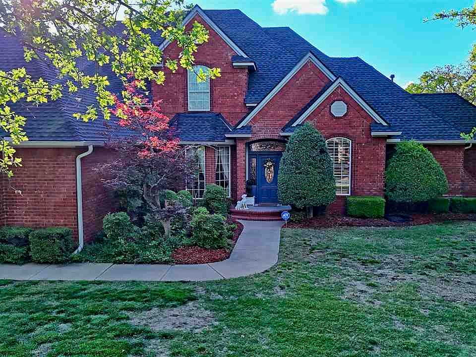 1st image of 2901 Timber Ridge Dr