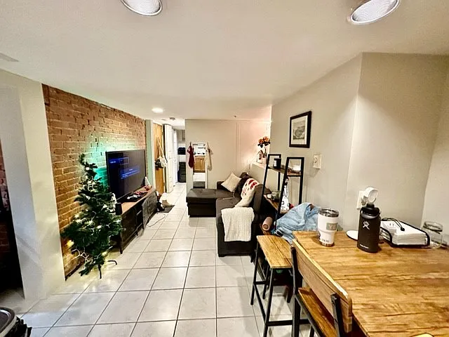 38A Charter St #9B — Photo 15