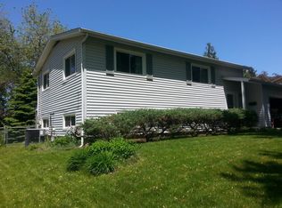 427 Gayle Ave, Dekalb, IL 60115