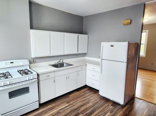 3 Wilbur Ct FLOOR 2, Boston, MA 02128