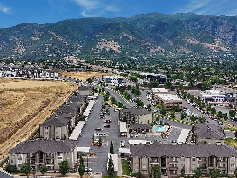 Eastgate at Greyhawk — Photo 31
