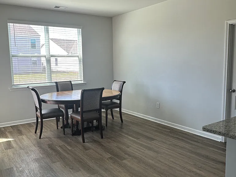 620 Respite St — Photo 6