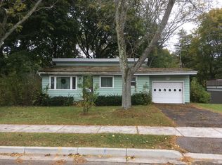 513 Winston Dr, Endwell, NY