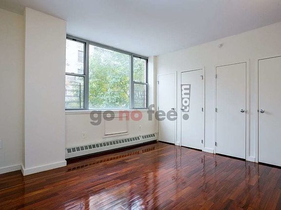 5th image of 444 Manhattan Ave APT 5K