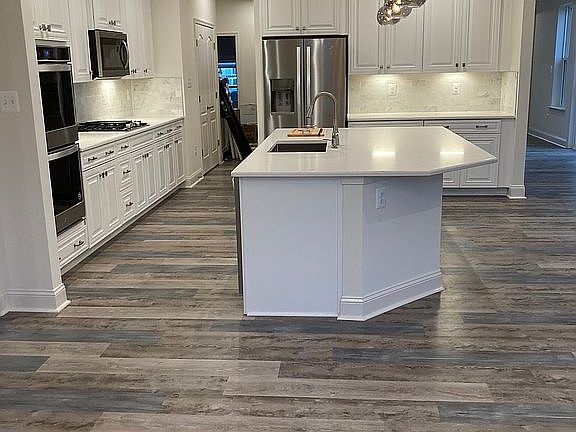 4th image of 22819 Sandbar Ct