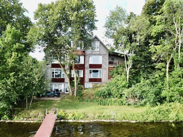 1851 Us Highway 8, Saint Croix Falls, WI 54024