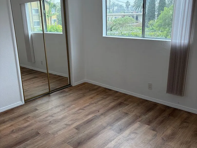534 Santa Clara Ave — Photo 5