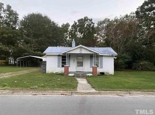707 Primrose St, Selma, NC 27576
