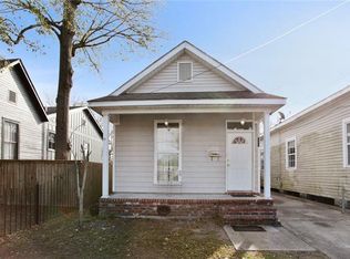 710 Monroe St, Gretna, LA 70053