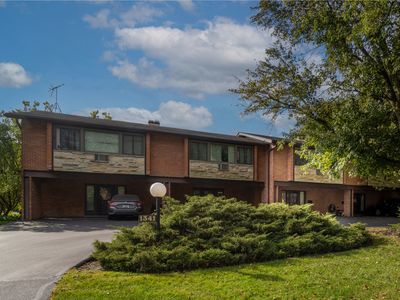 1341 Greenwillow Ln UNIT C, Glenview, IL, 60025