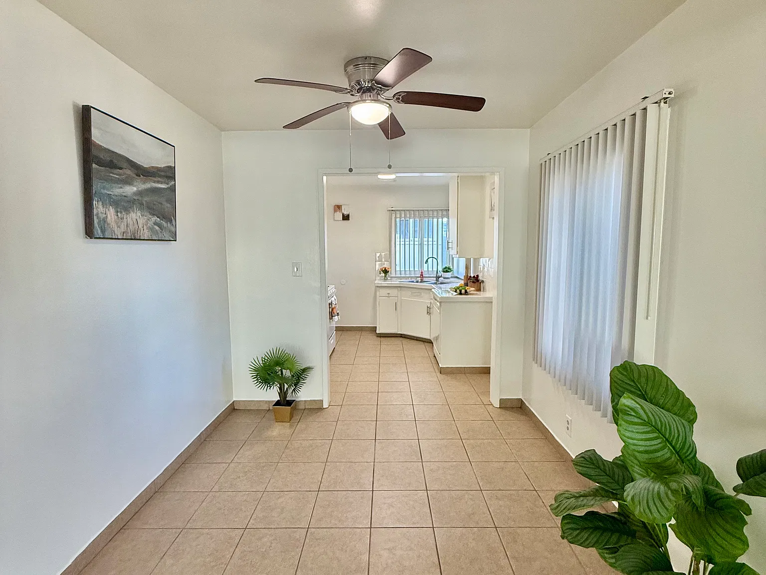 1 bed, 800 sqft, $2,065 — Photo 4