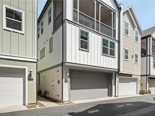 8336 N Peyton Way, Canoga Park, CA 91304