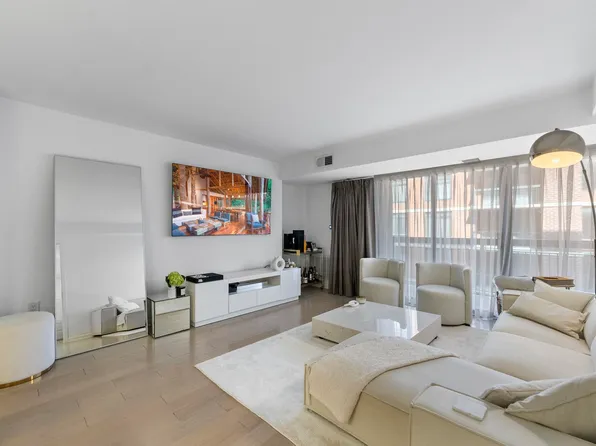 700 1st Street image 6 of 17