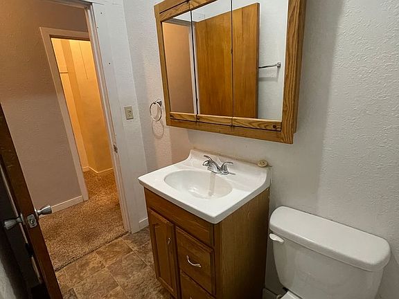 5th image of 458 3rd St NE APT 1