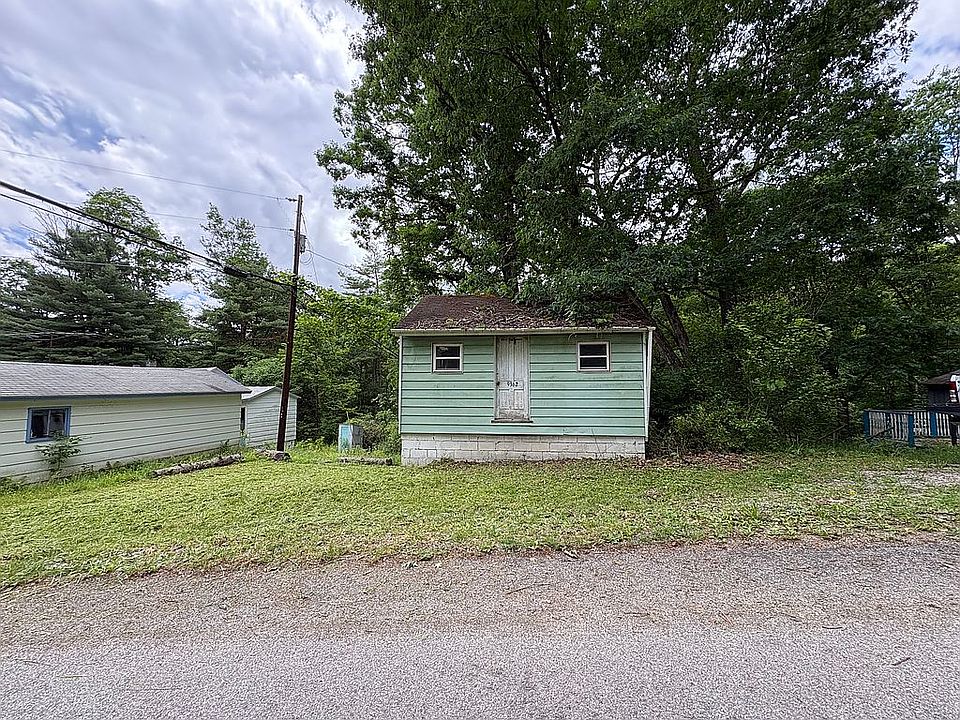 1st image of 9362 Davey Hill Rd