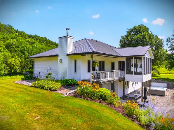 42112 State Highway 30, Rushford, MN 55971