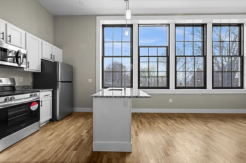 Floor plan 304