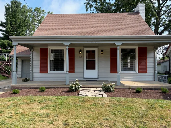 421 Hower St NE, North Canton, OH 44720